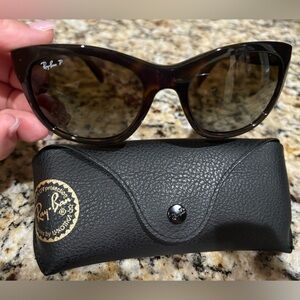 Ray-Ban RB4216, Polarized